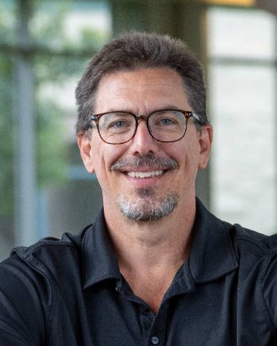 Photo of Dr. Jeremy Nettleton